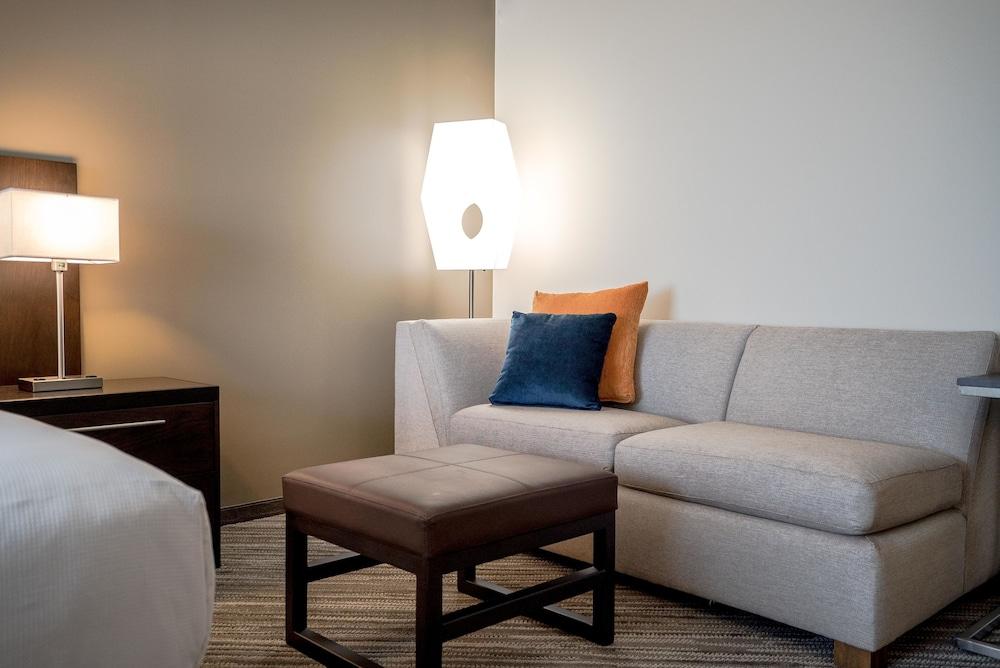 Hyatt Place Celaya Экстерьер фото
