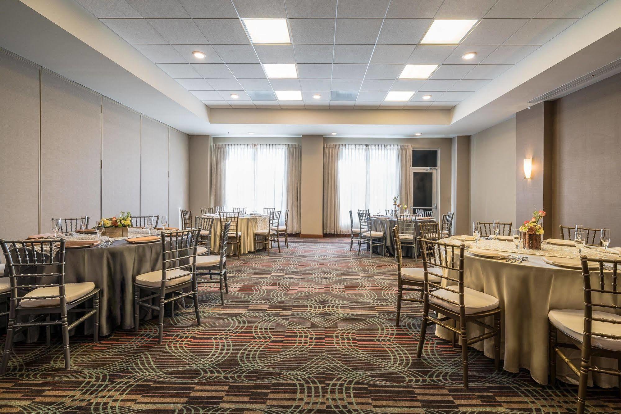 Hyatt Place Celaya Экстерьер фото